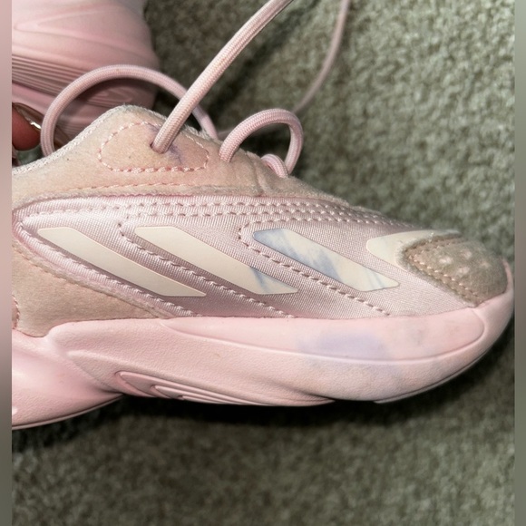 Ozelia EL I Adidas Toddler Size 8 - Picture 6 of 10